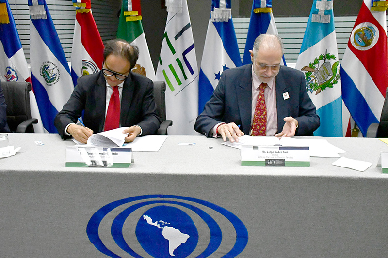 ILCE e INACIPE firman Convenio de Colaboración para fortalecer la investigación, la educación y la formación profesional
