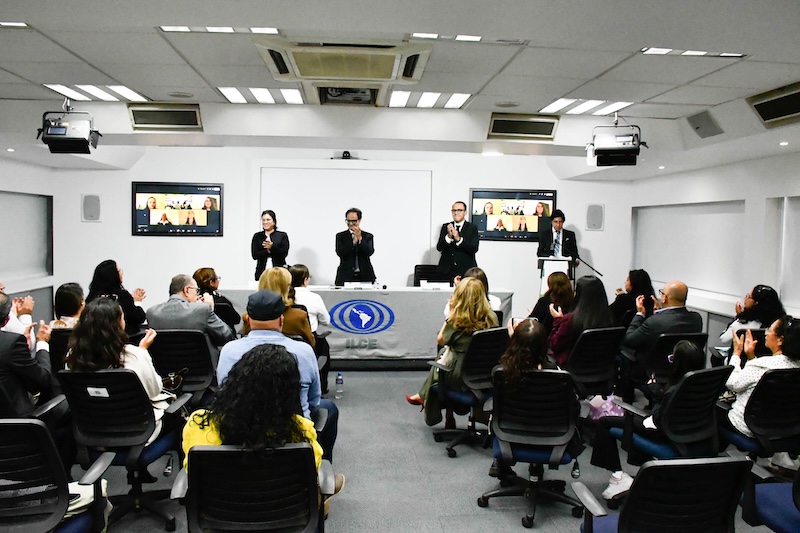 ILCE reconoce a nuevas tituladas de sus programas de posgrado