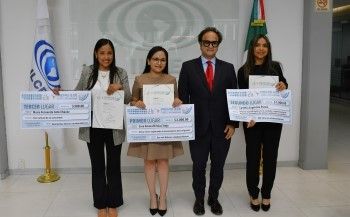 Maestras tlaxcaltecas reciben galardón de ILCE por sus estrategias de aprendizaje innovadoras